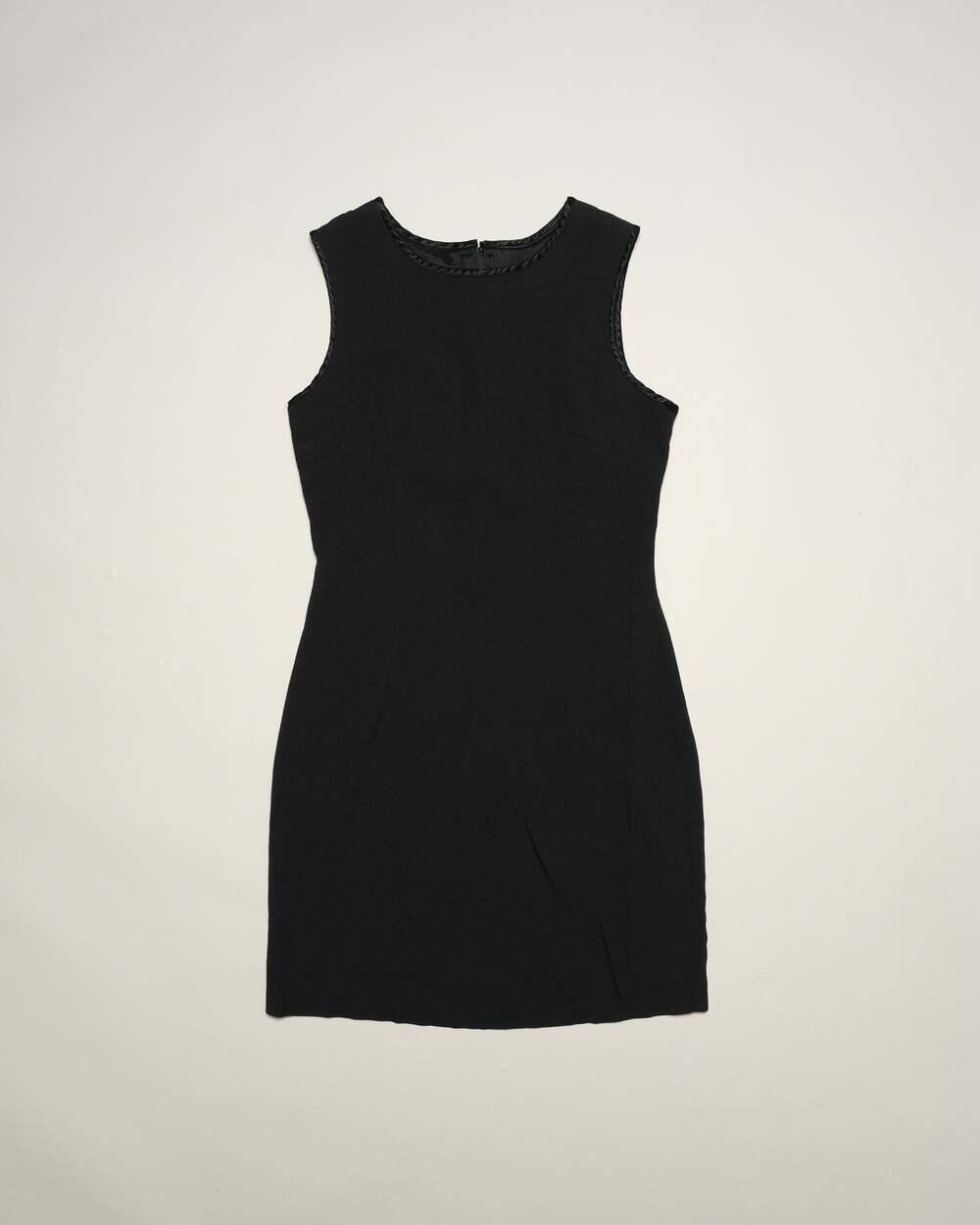 Vintage 90’s Sleeveless Black Sheath Mini Dress Size 8